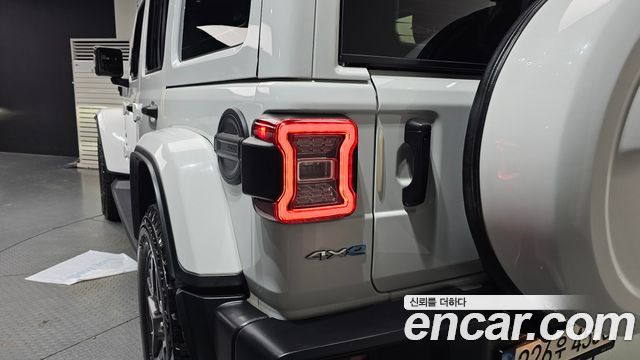 Jeep Wrangler (JL) 2.0 Overland Power Top 4Door 4xe 2021 — фото 23