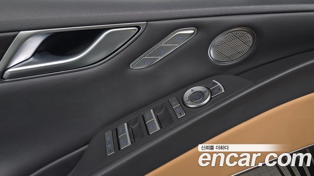 Genesis G80 (RG3) Gasoline 2.5 Turbo AWD 2022 — фото 34