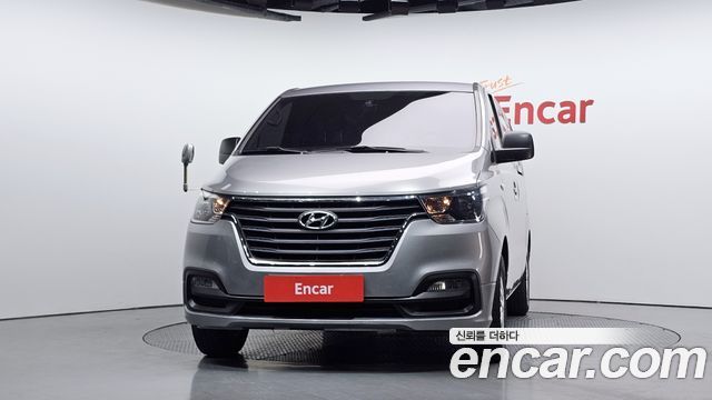 Hyundai Grand Starex Van 3-Seater Smart 2019 — фото 3
