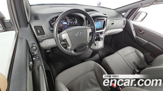 Hyundai Grand Starex Van 3-Seater Smart 2019 — фото 7