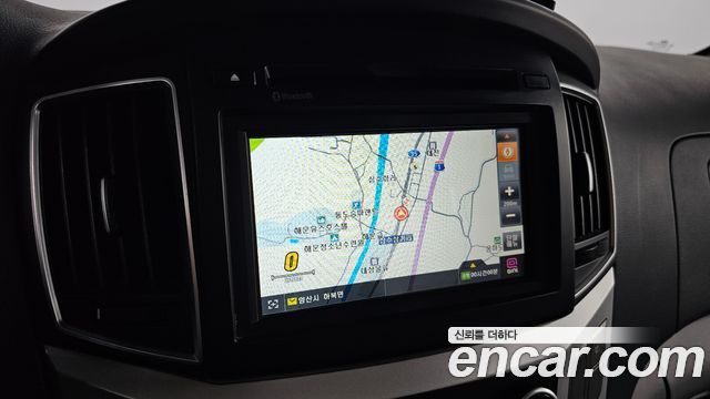 Hyundai Grand Starex Van 3-Seater Smart 2019 — фото 14