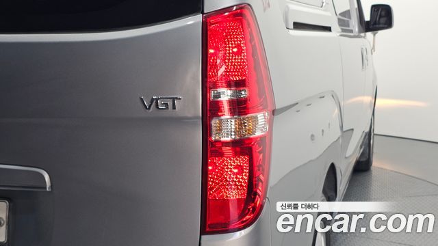 Hyundai Grand Starex Van 3-Seater Smart 2019 — фото 23