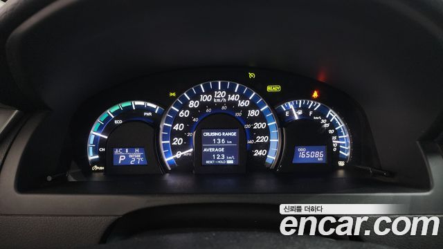 Toyota Camry Hybrid XLE 2013 — фото 8