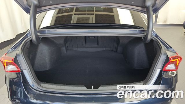 Kia K5 Hybrid (III) Prestige 2022 — фото 20