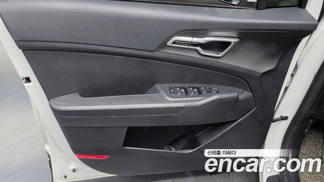 Kia Sportage (V) LPG 2.0 2WD Prestige 2024 — фото 24