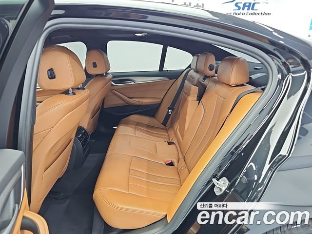 BMW 5 Series (G30) 520d M Sport package 2017 — фото 15
