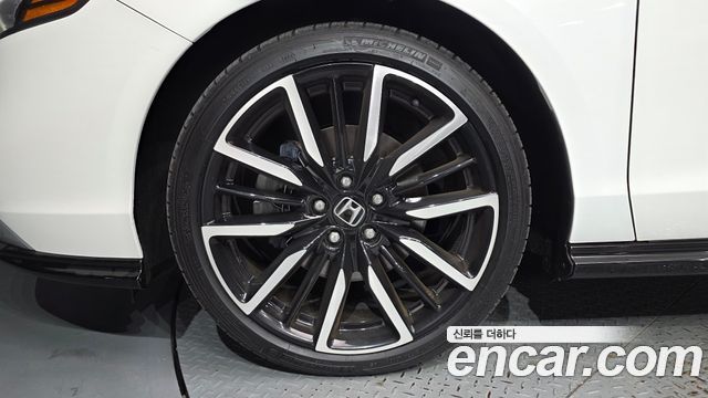 Honda Accord (XI) 2.0 Hybrid Touring 2024 — фото 5