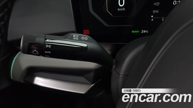 Kia EV4 Standard 2WD Air 2026 — фото 30