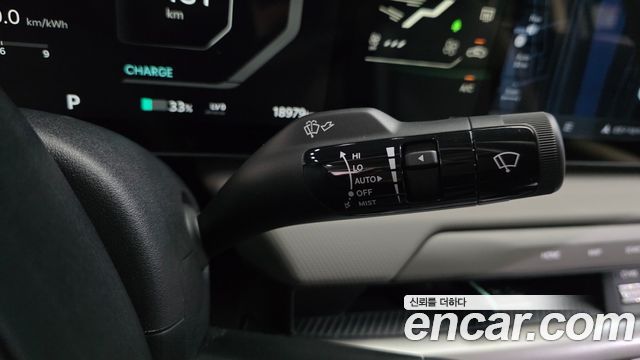 Kia EV4 Standard 2WD Air 2026 — фото 31