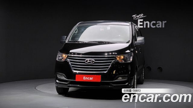 Hyundai Grand Starex Van 5-Seater Modern 2019 — фото 3