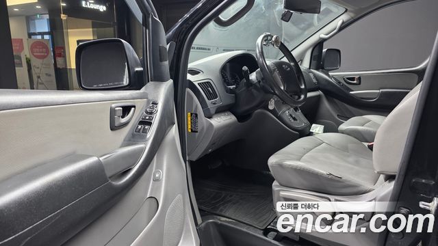 Hyundai Grand Starex Van 5-Seater Modern 2019 — фото 10