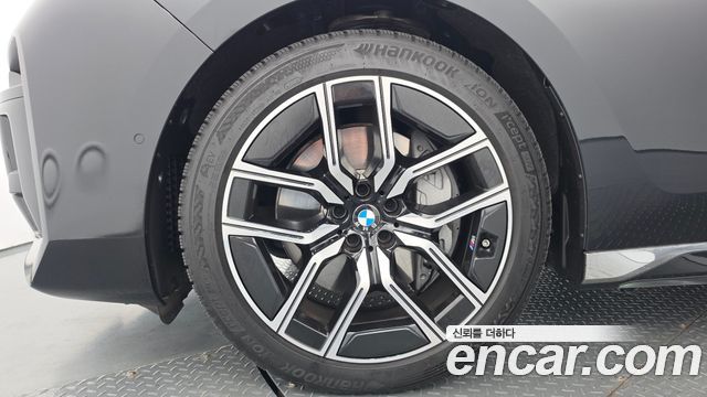 BMW 7 Series (G70) 740i xDrive M Sport 2024 — фото 5