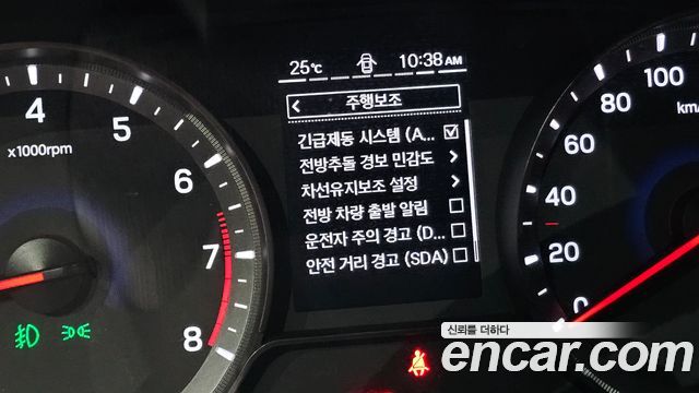 KG Mobility (SsangYong) Tivoli Air 1.5 A3 2WD 2022 — фото 20