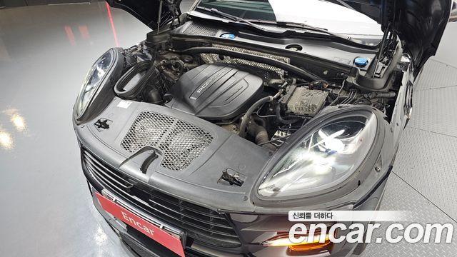 Porsche Macan 2.0 95B 2019 — фото 6