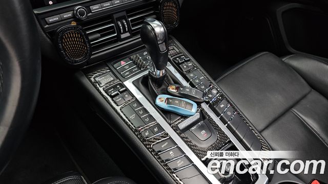 Porsche Macan 2.0 95B 2019 — фото 9