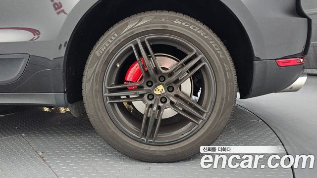 Porsche Macan 2.0 95B 2019 — фото 21