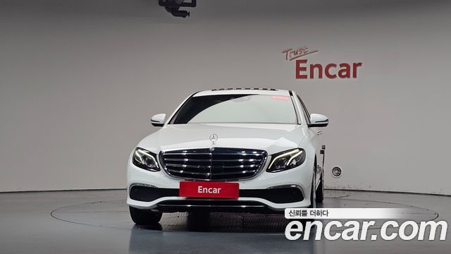 Mercedes-Benz E-Class (W213) E300 4MATIC Exclusive 2020 — фото 3