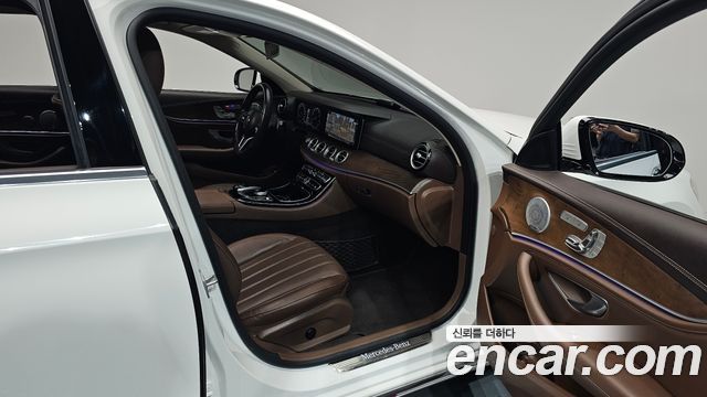 Mercedes-Benz E-Class (W213) E300 4MATIC Exclusive 2020 — фото 11