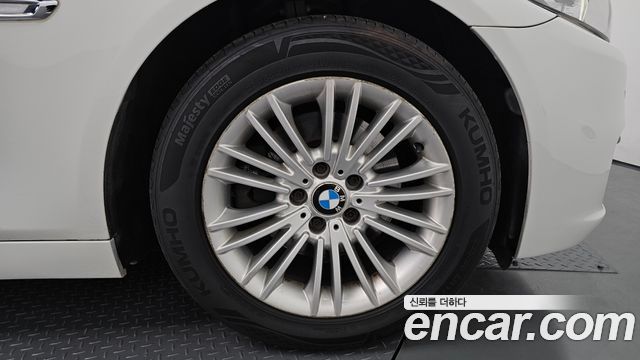 BMW 5 Series (F10) 520d 2014 — фото 21