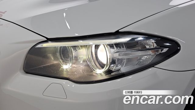 BMW 5 Series (F10) 520d 2014 — фото 22