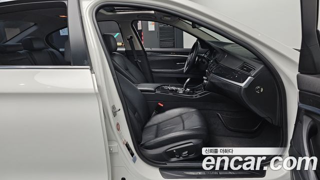 BMW 5 Series (F10) 520d 2014 — фото 26