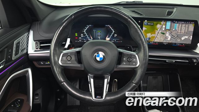 BMW X1 (U11) sDrive 20i M Sport 2023 — фото 13