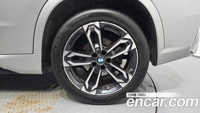 BMW X1 (U11) sDrive 20i M Sport 2023 — фото 21