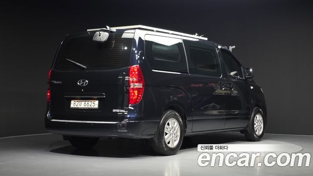 Hyundai Grand Starex Van 3-Seater Smart 2021 — фото 2