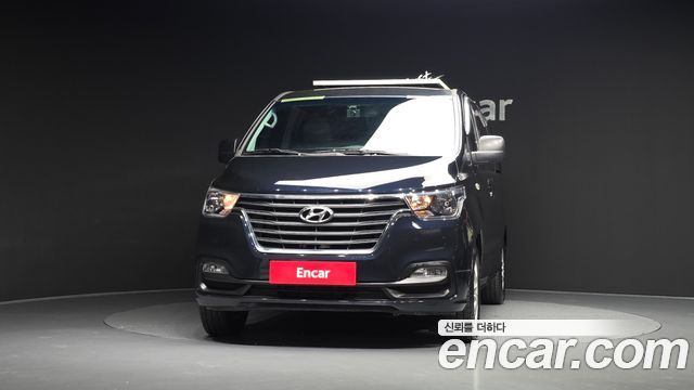 Hyundai Grand Starex Van 3-Seater Smart 2021 — фото 3