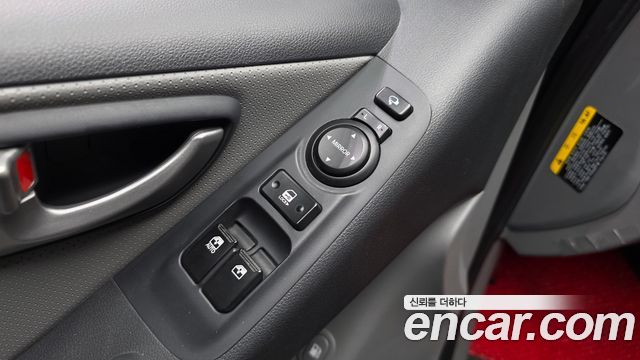 Hyundai Grand Starex Van 3-Seater Smart 2021 — фото 30
