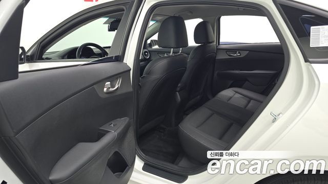 Kia K3 Standard 2021 — фото 12