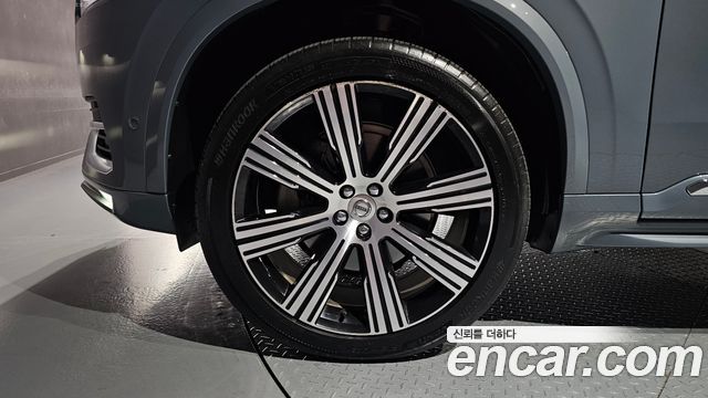 Volvo XC90 (II) B6 Ultimate Bright 2023 — фото 5