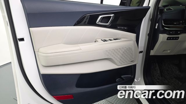 Kia Carnival (IV) HEV 7seater Gravity 2025 — фото 24