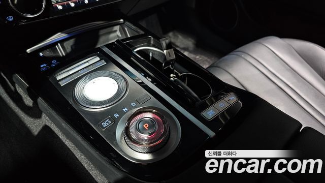 Genesis G80 (RG3) Gasoline 2.5 Turbo AWD 2022 — фото 9