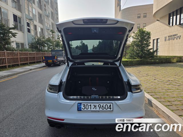 Porsche Panamera (971) 2.9 AWD E-Hybrid Platinum Edition 2023 — фото 6