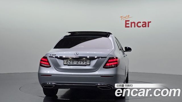 Mercedes-Benz E-Class (W213) E300 Exclusive 2019 — фото 4