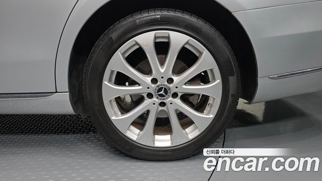 Mercedes-Benz E-Class (W213) E300 Exclusive 2019 — фото 21