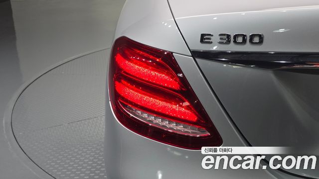 Mercedes-Benz E-Class (W213) E300 Exclusive 2019 — фото 23