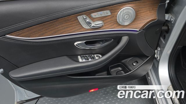 Mercedes-Benz E-Class (W213) E300 Exclusive 2019 — фото 24