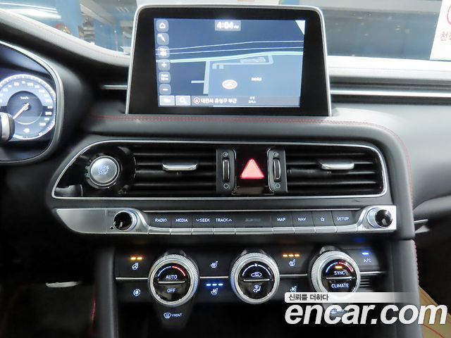 Genesis G70 3.3T Sport AWD Prestige 2020 — фото 16