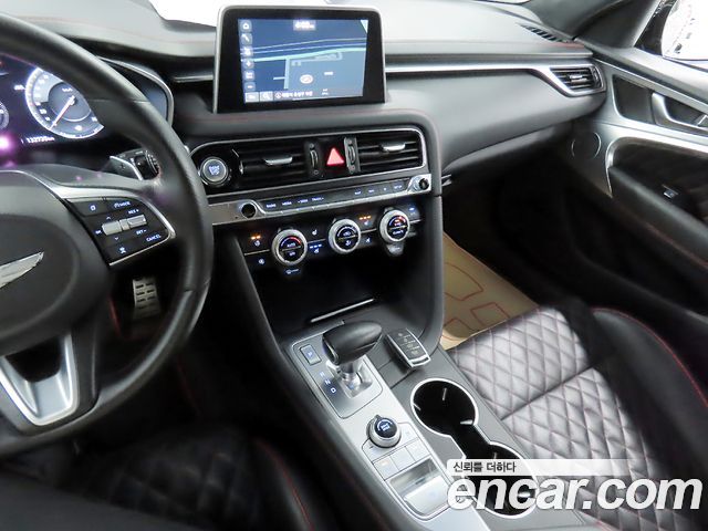 Genesis G70 3.3T Sport AWD Prestige 2020 — фото 24