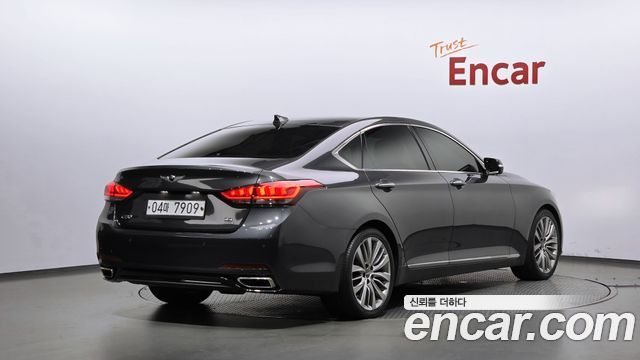 Genesis G80 3.3 GDI AWD Premium Luxury 2018 — фото 2