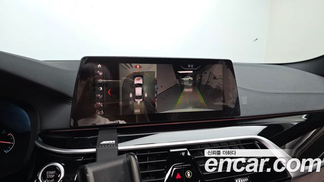 BMW 5 Series (G30) 530i xDrive M Sport Package Plus 2019 — фото 14