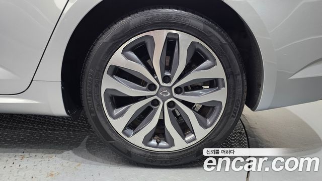 Renault Korea SM6 2.0 GDe RE 2017 — фото 21