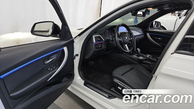 BMW 3 Series (F30) 320i M Sport 2017 — фото 10