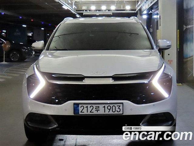 Kia Sportage (V) Gasoline 1.6 Turbo 2WD Signature 2023 — фото 2