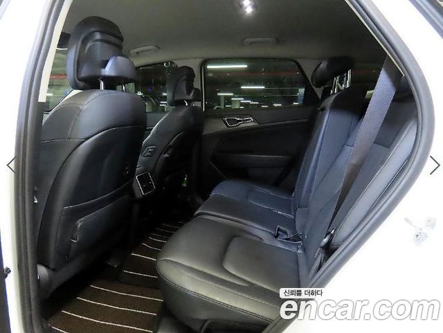 Kia Sportage (V) Gasoline 1.6 Turbo 2WD Signature 2023 — фото 7