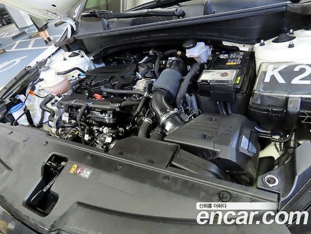 Kia Sportage (V) Gasoline 1.6 Turbo 2WD Signature 2023 — фото 23