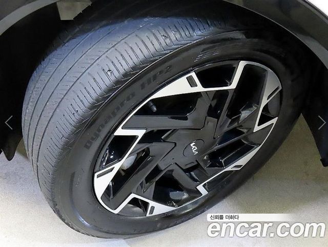 Kia Sportage (V) Gasoline 1.6 Turbo 2WD Signature 2023 — фото 24