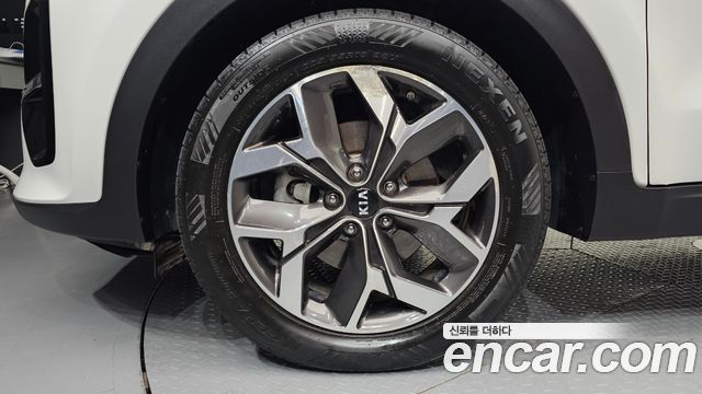Kia Sportage The Bold Diesel 2.0 2WD Prestige 2019 — фото 5
